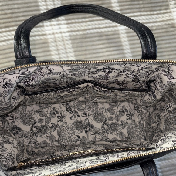 Vera Bradley Mallory Tote black - Picture 5 of 8